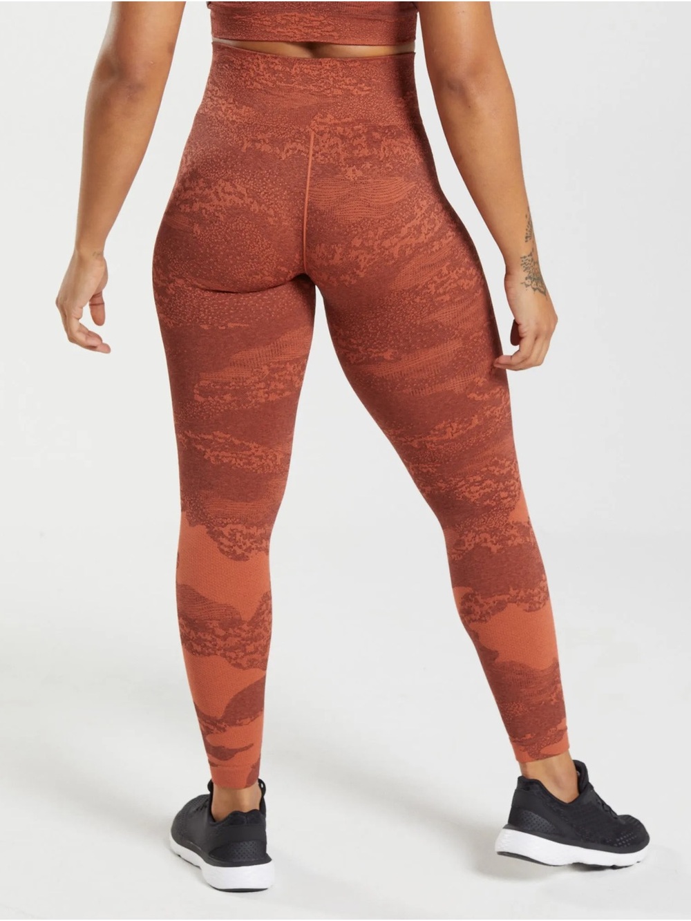 Gymshark Adapt Camo Seamless Leggings in Storm Red/Cherry Brown